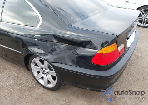 2001 BMW 325Ci z USA, uszkodzony, nr VIN WBABN33471JW49409